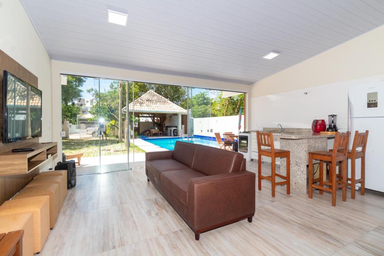 הוילה בומבינאס Casa Frank Com Piscina Em Mariscal מראה חיצוני תמונה